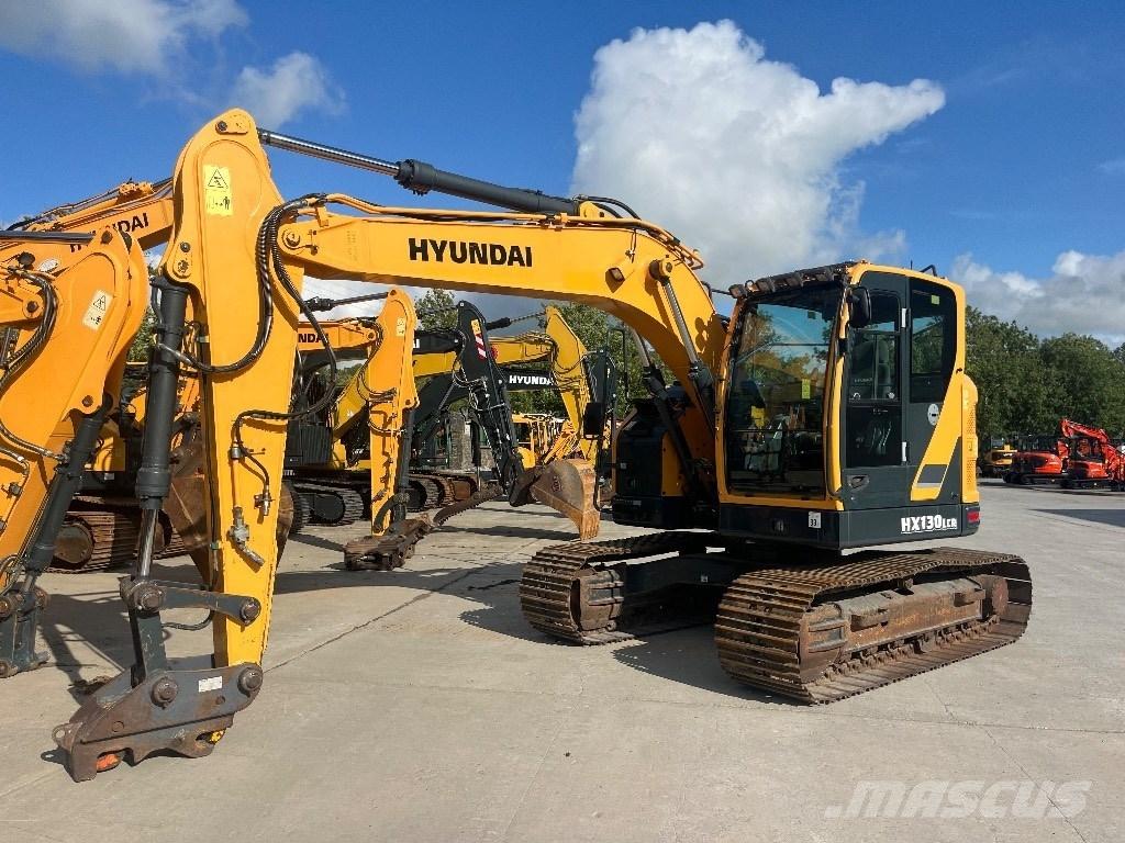 Hyundai HX130LCR Гусеничні екскаватори