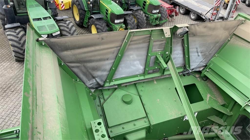 John Deere T660 Зернозбиральні комбайни