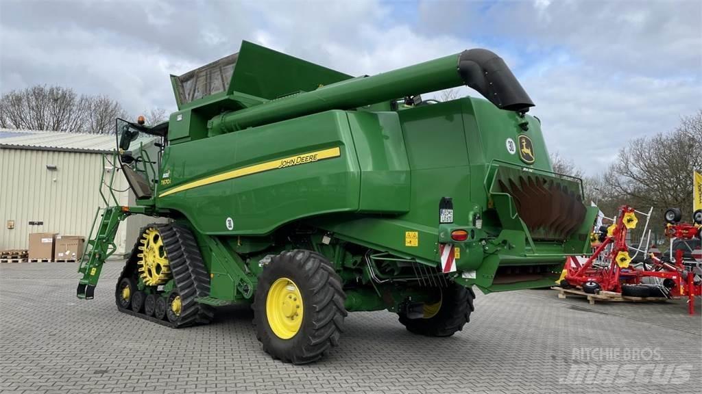 John Deere T660 Зернозбиральні комбайни