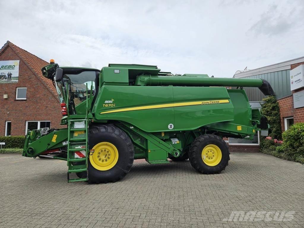 John Deere T660 Зернозбиральні комбайни
