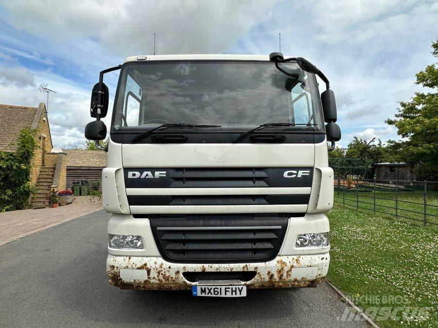 DAF CF85.360 Шасі з кабіною