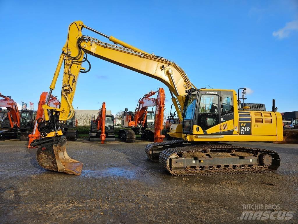 Komatsu PC210LC-11 Гусеничні екскаватори