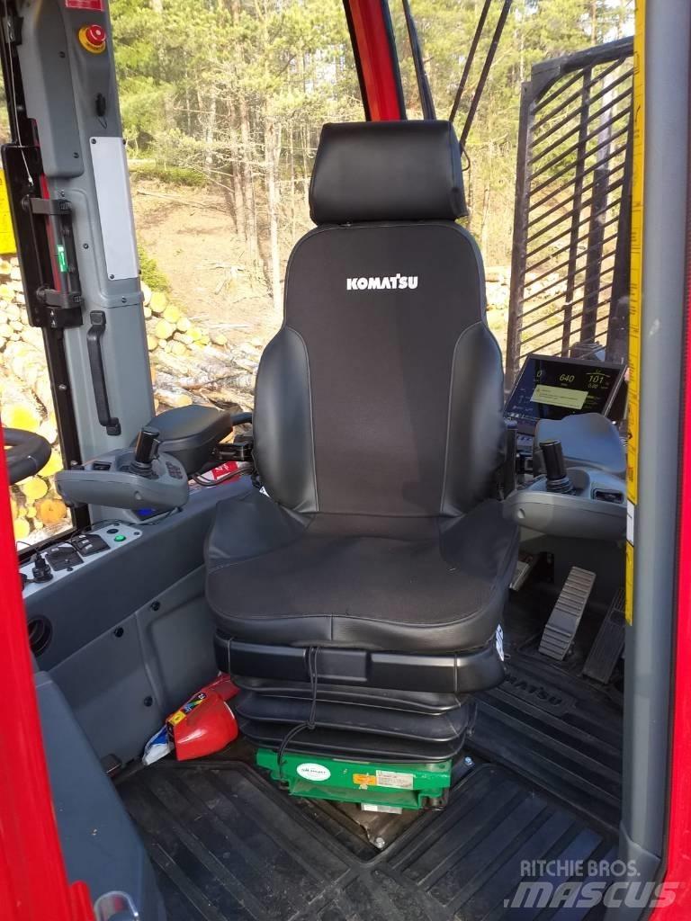 Komatsu 855 Форвардери