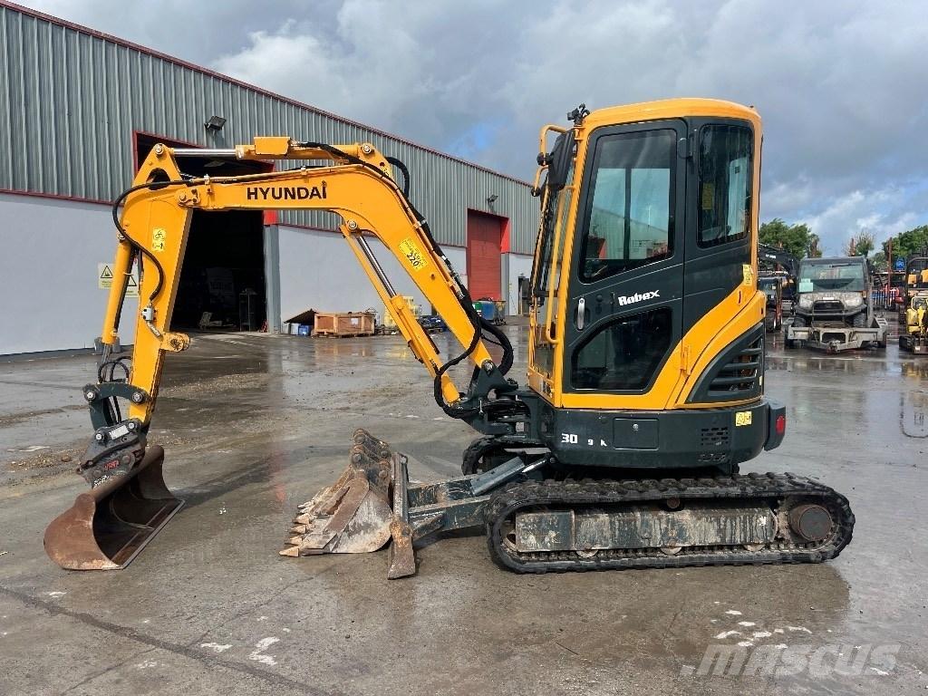 Hyundai R30 Z-9AK Міні-екскаватори < 7т