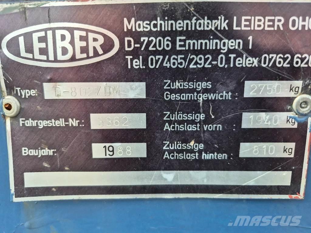  LEIBER d802 Міні самоскиди