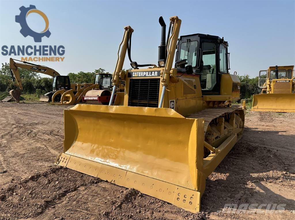 CAT D6G Гусеничні бульдозери