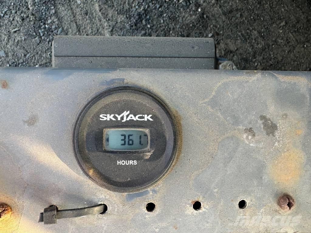SkyJack SJ 4632 Підйомники-ножиці
