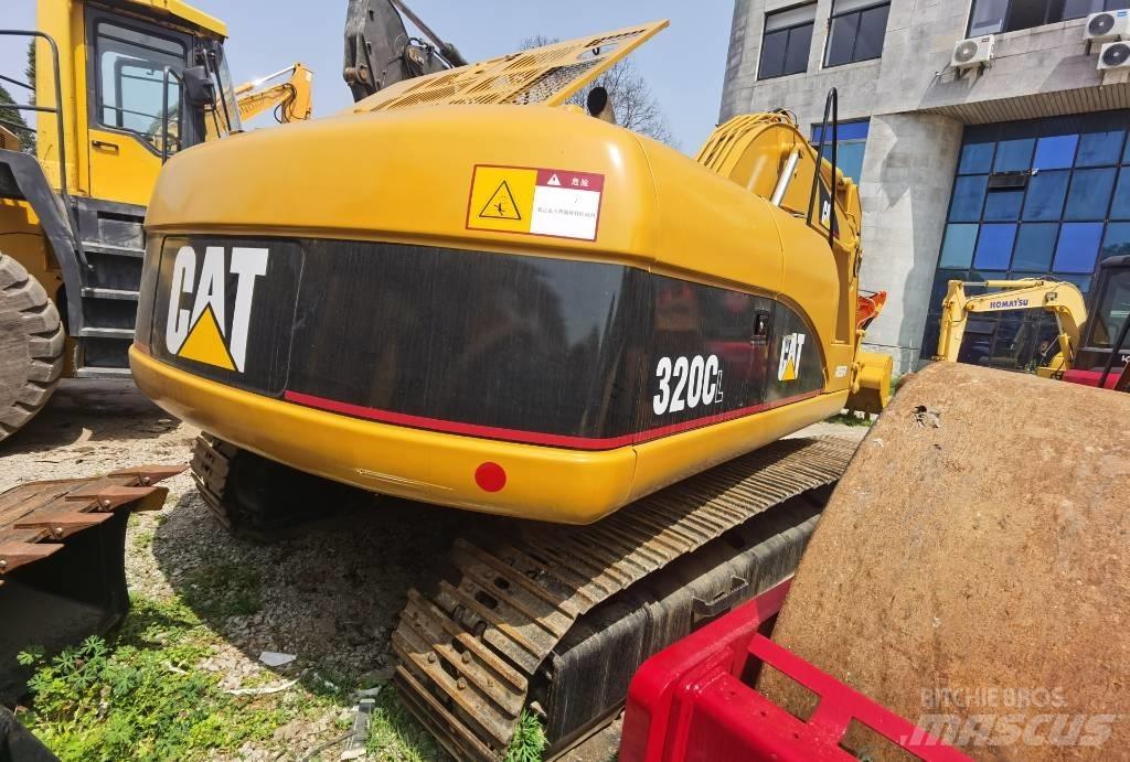 CAT 320 C L Гусеничні екскаватори