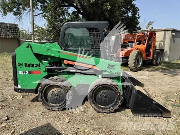 Bobcat S550 Міні-навантажувачі