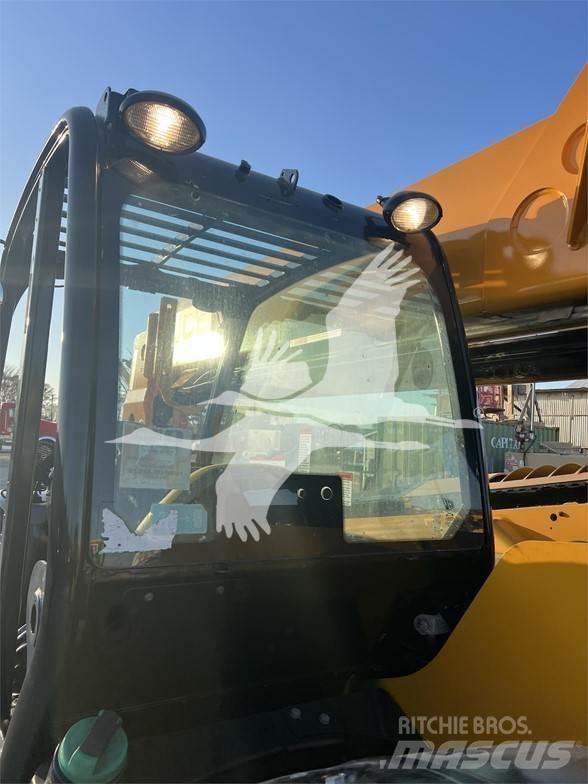 JCB 506-36 Телескопічні навантажувачі