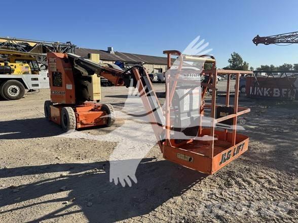 JLG E300AJP Колінчаті підйомники