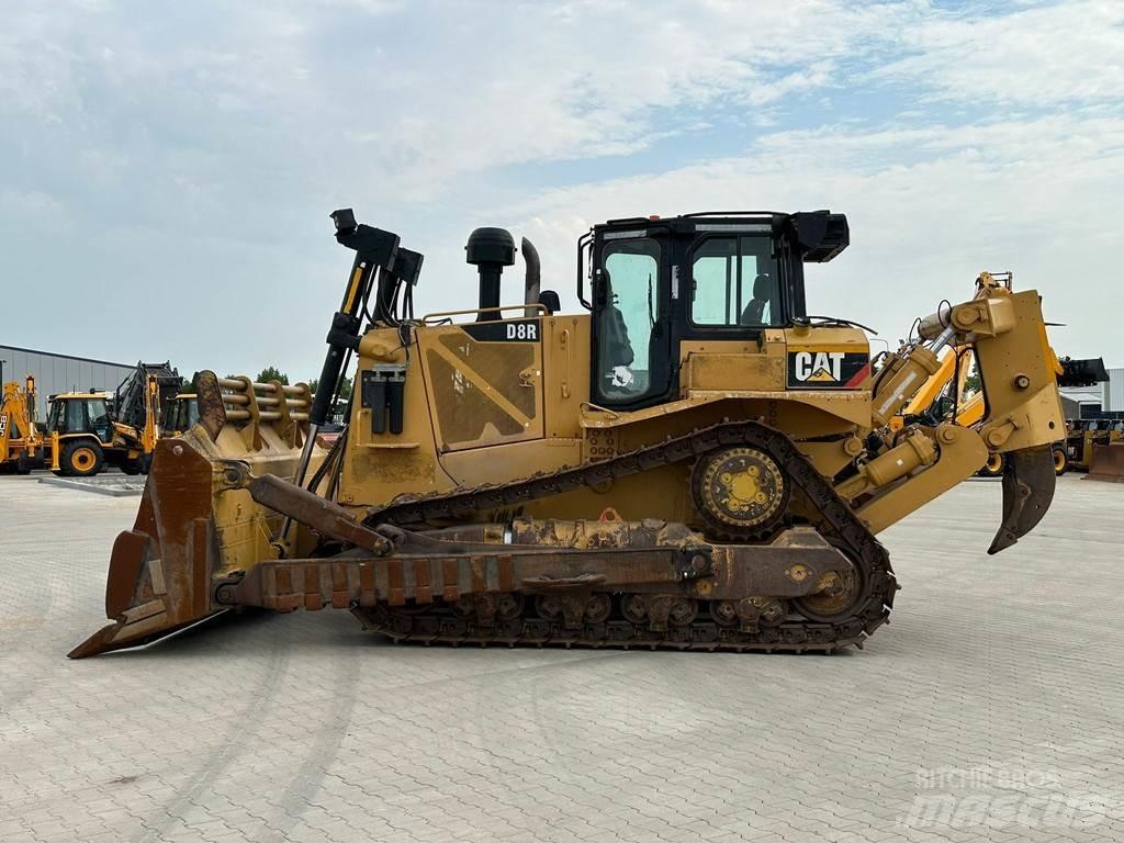 CAT D8R Гусеничні бульдозери