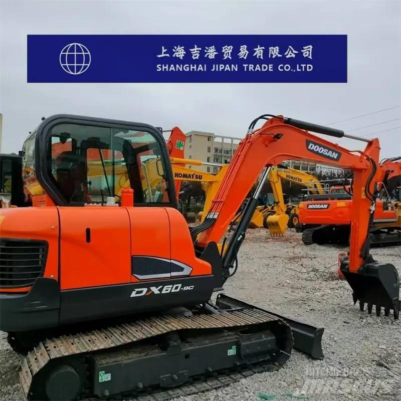 Doosan DX 60-9C Гусеничні екскаватори