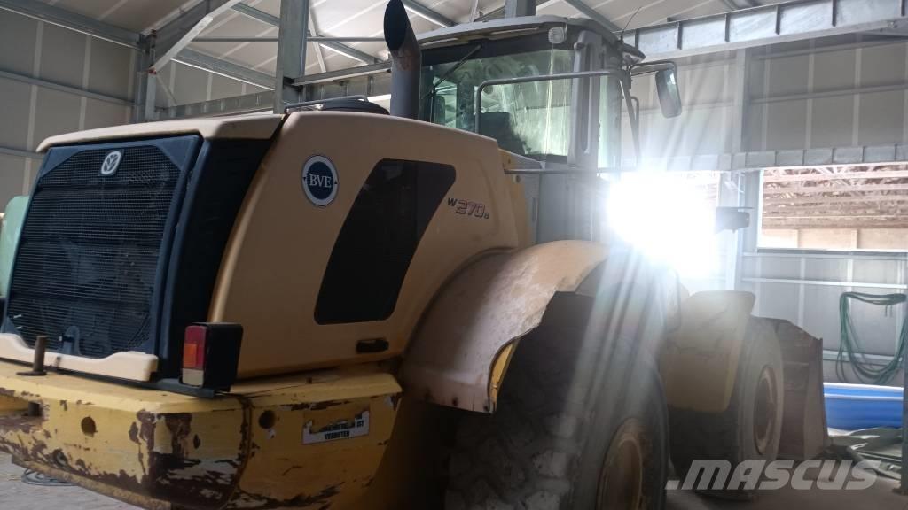 New Holland W 270 B Фронтальні навантажувачі