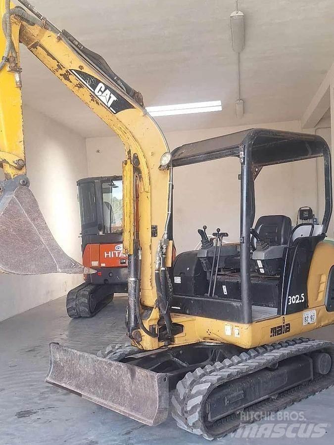 CAT 302.5 Міні-екскаватори < 7т