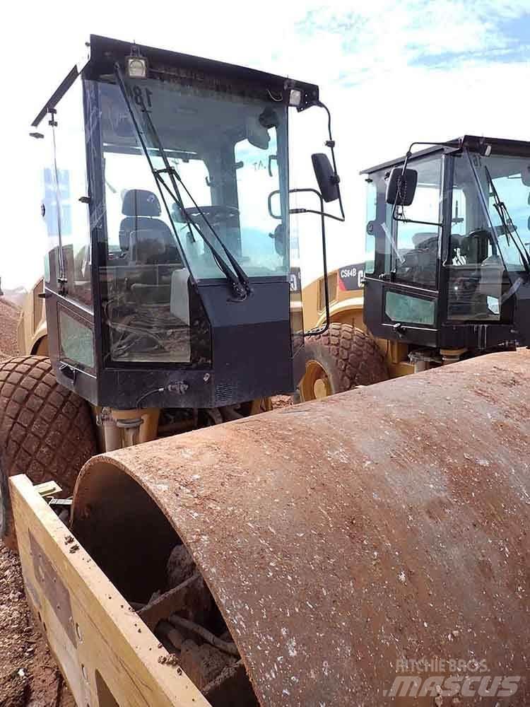 CAT CS64B Віброплити та вібротрамбовки