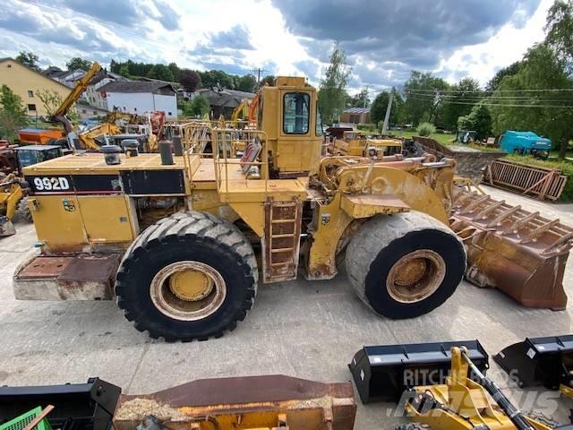 CAT 992 D Фронтальні навантажувачі