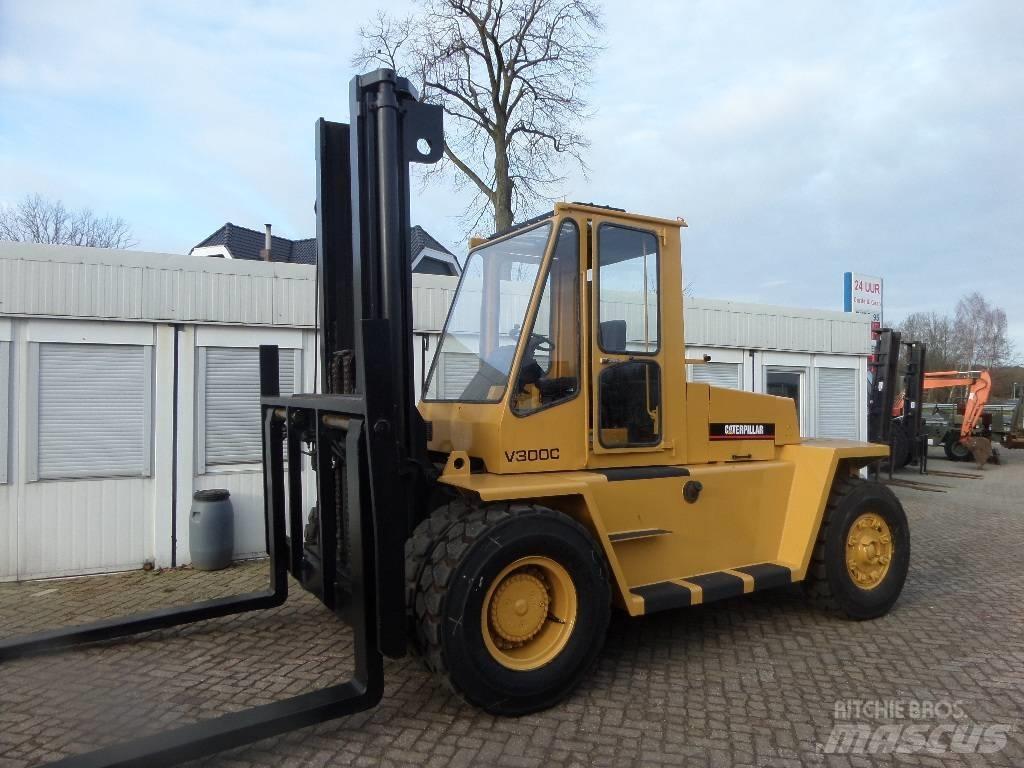 CAT V 300 C Дизельні навантажувачі