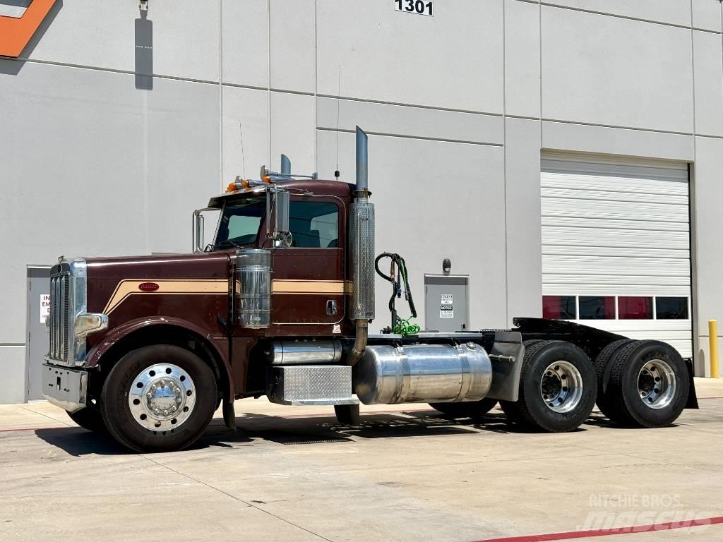 Peterbilt 379 Тягачі
