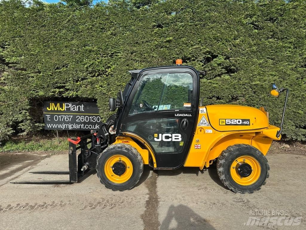 JCB 520-40 Телескопічні навантажувачі