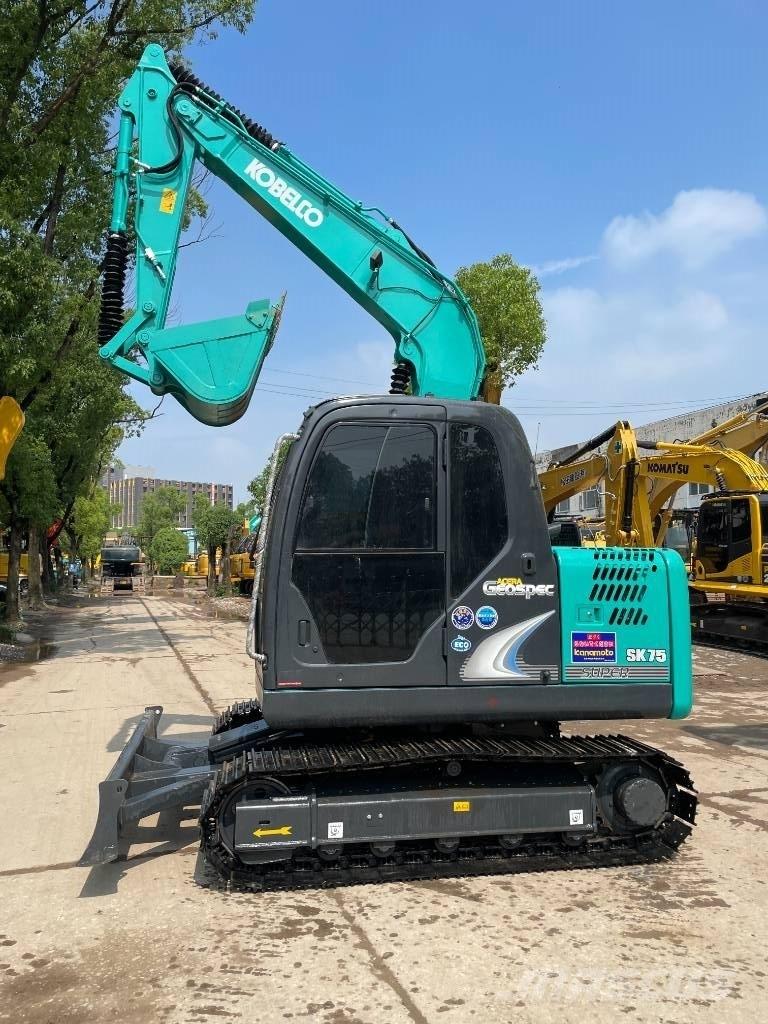 Kobelco SK 75 Міні-екскаватори < 7т