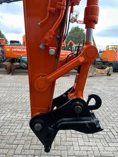 Hitachi ZX 190 W -5B Колісні екскаватори