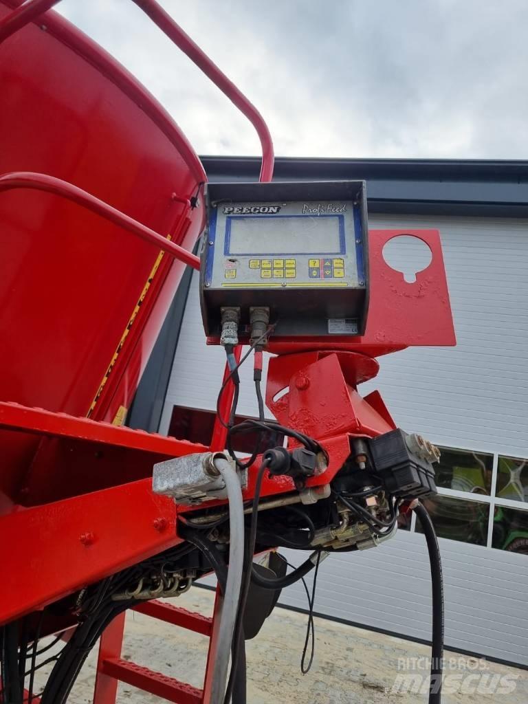 Peecon vme 200 twin Годівниці для тварин