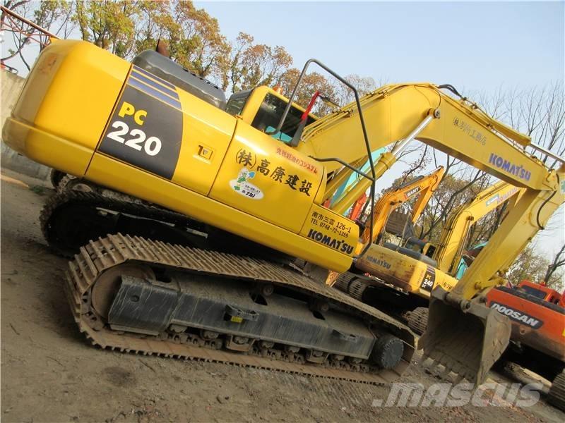 Komatsu PC 220 Гусеничні екскаватори