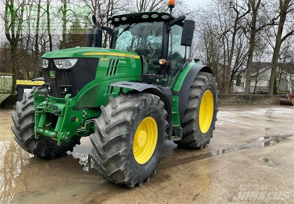 John Deere 6215R Трактори