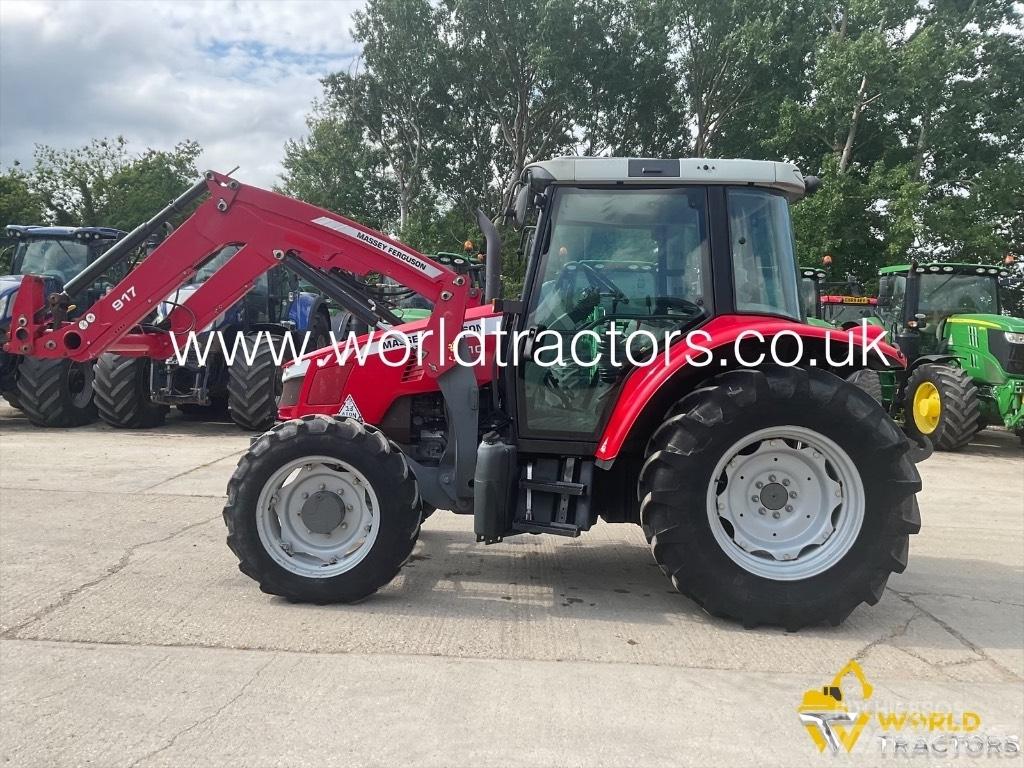 Massey Ferguson 5410 Трактори