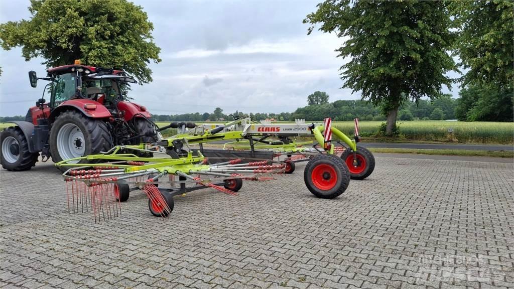 CLAAS Liner 2900 Прибиральні комбайни