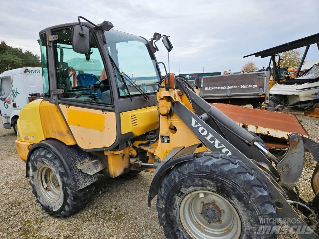 Volvo L 20 B Фронтальні навантажувачі