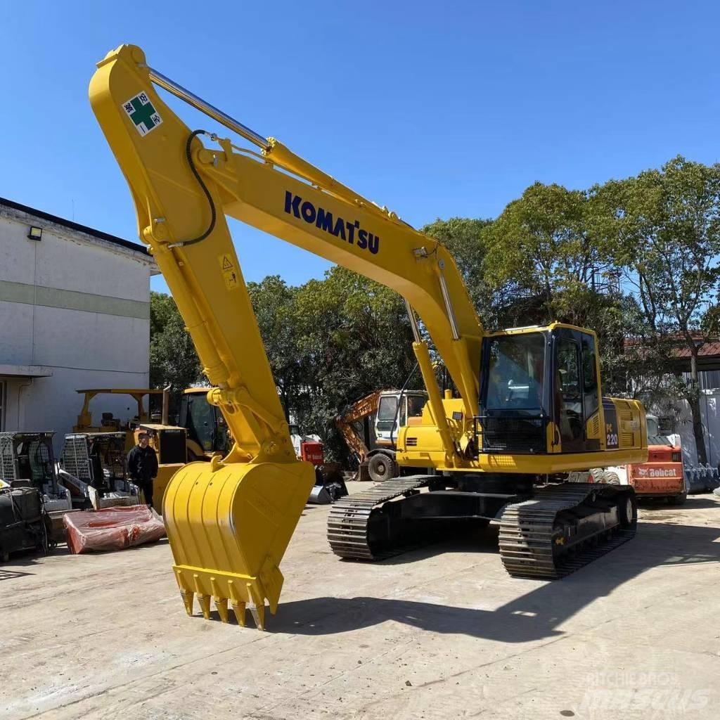 Komatsu PC 220 Гусеничні екскаватори