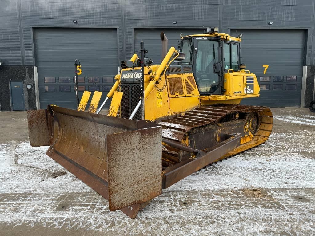 Komatsu D65PX-18 Гусеничні бульдозери