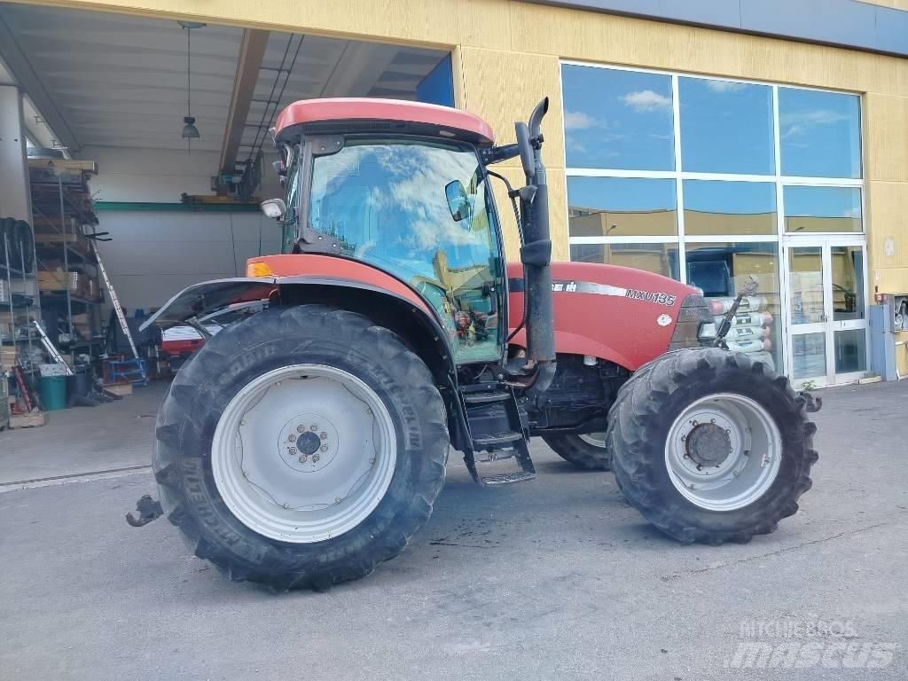 CASE MXU135 Трактори