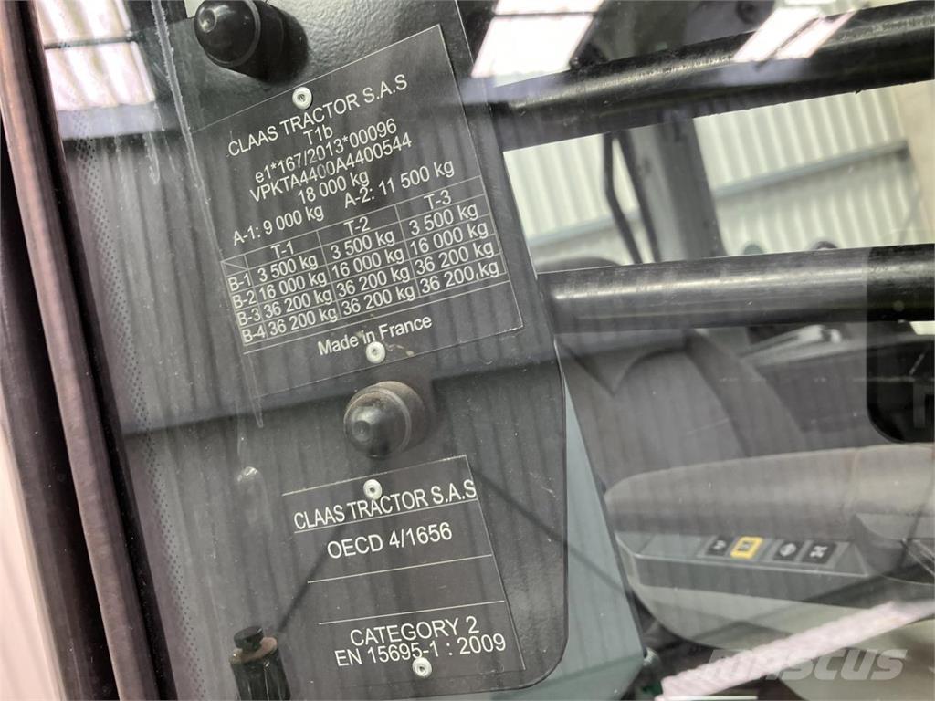 CLAAS Axion 930 Трактори