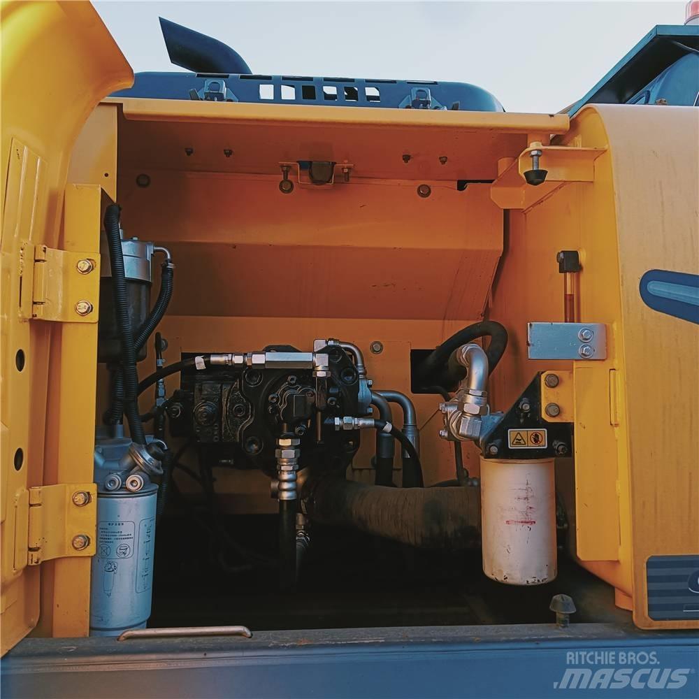 Kobelco SK200-8 Гусеничні екскаватори