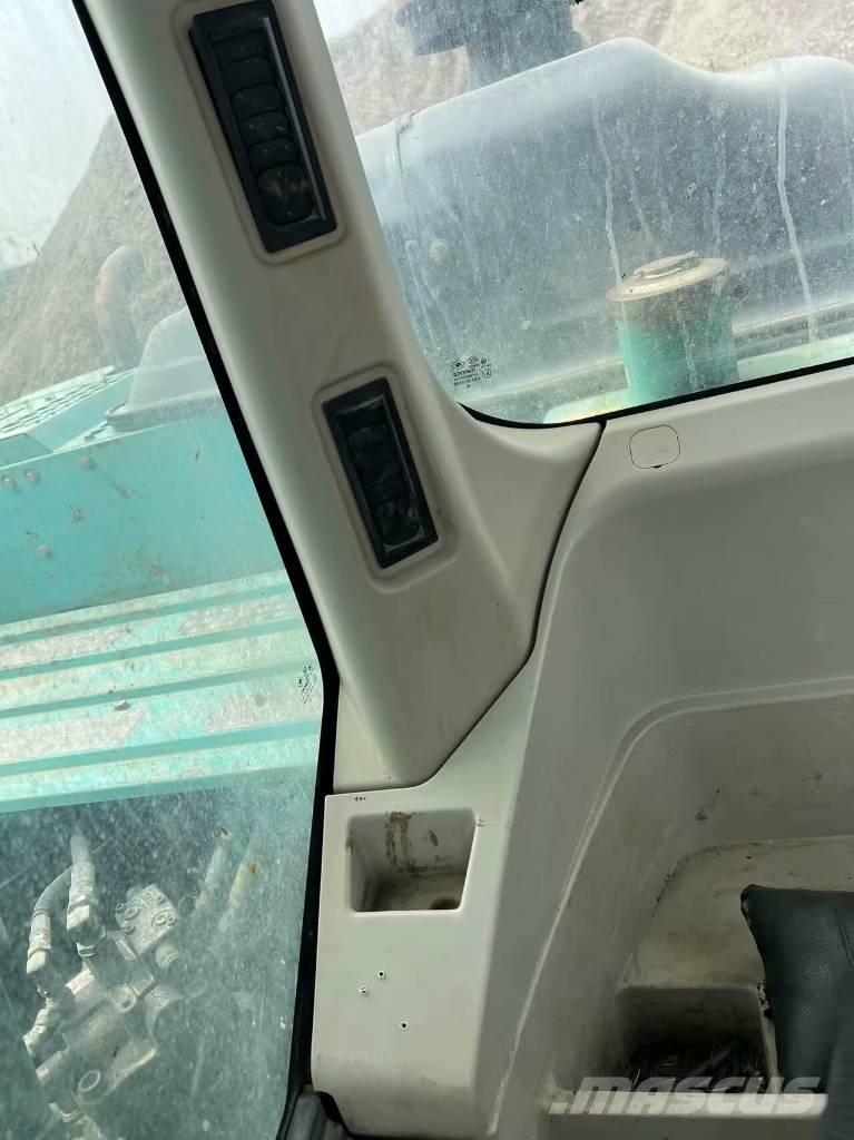 Kobelco SK260 Гусеничні екскаватори