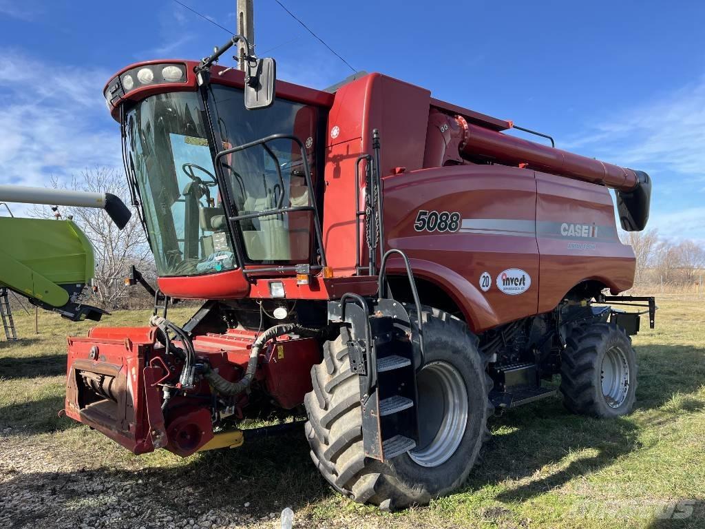 Case IH AF5088 Зернозбиральні комбайни