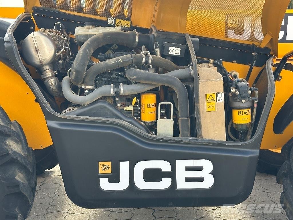 JCB 531-70 Телескопічні навантажувачі