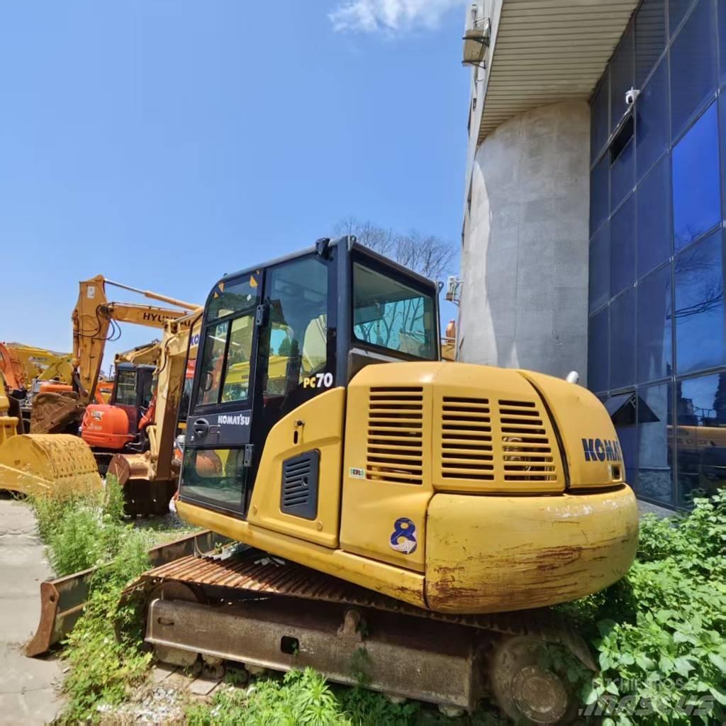 Komatsu PC 70 Гусеничні екскаватори