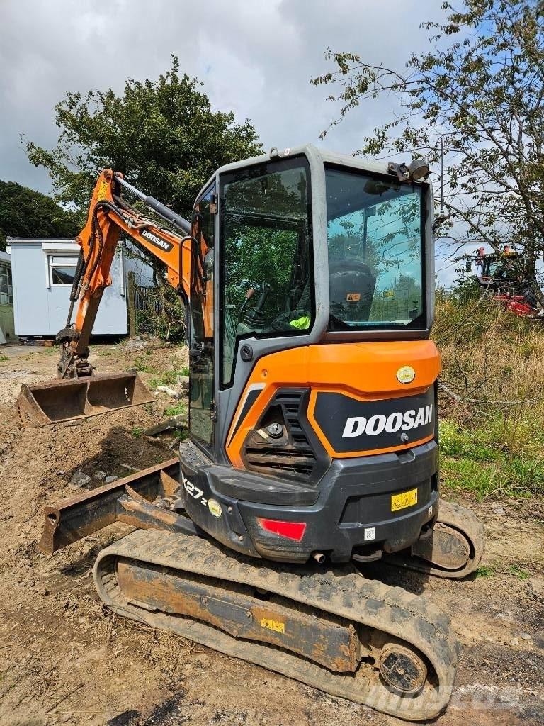 Doosan DX 27 Z Міні-екскаватори < 7т