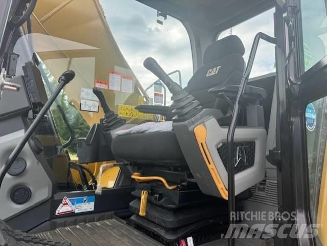 CAT 320GC Гусеничні екскаватори