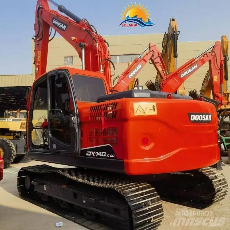 Doosan DX140LC-7 Гусеничні екскаватори
