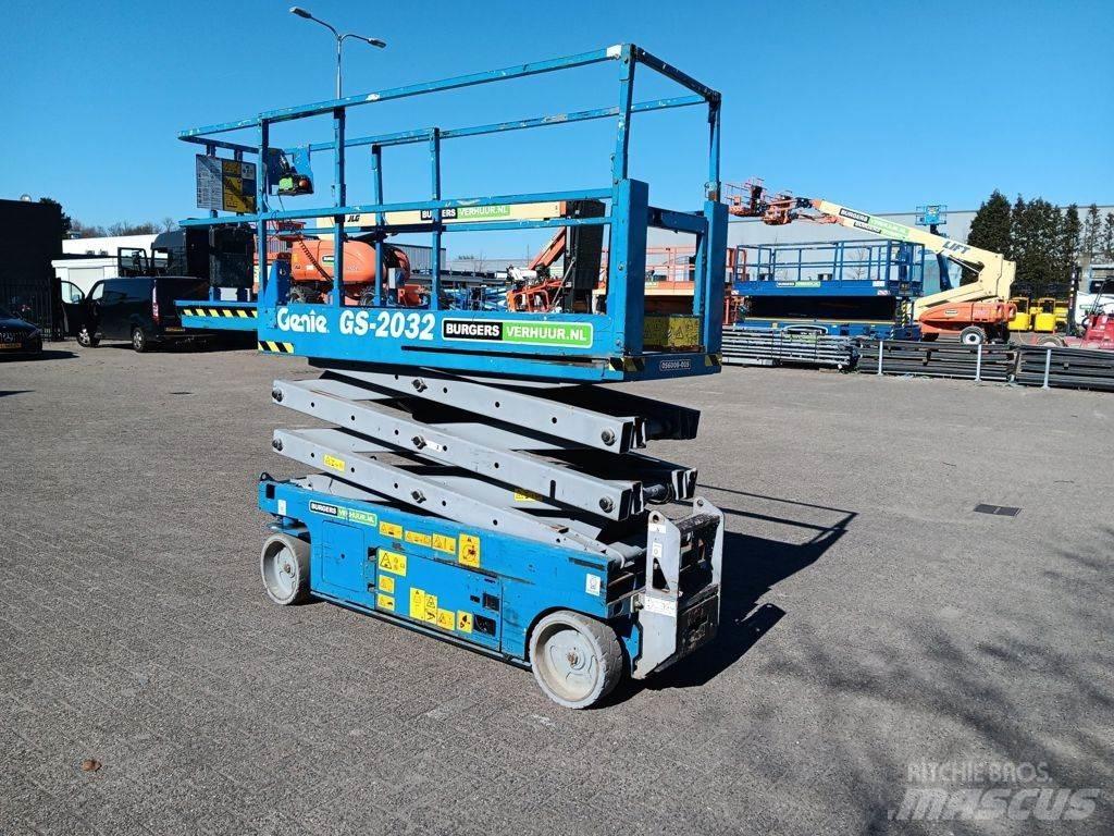 Genie GS2032 Підйомники-ножиці