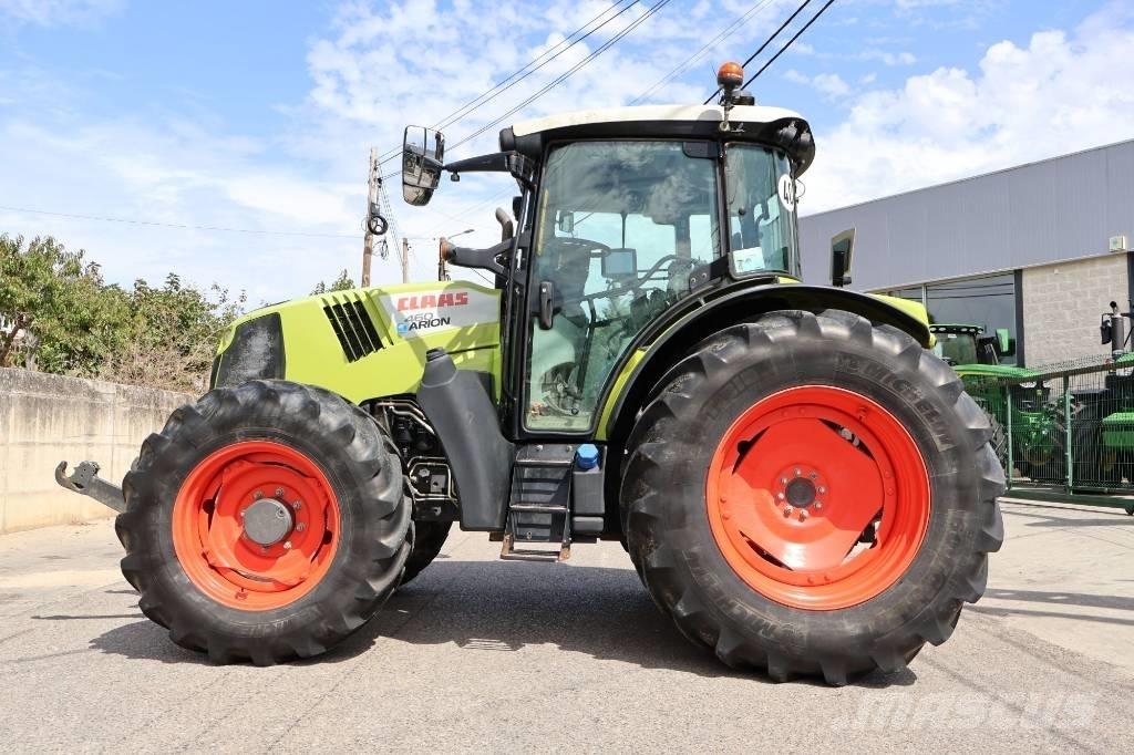 CLAAS Arion 460 Трактори