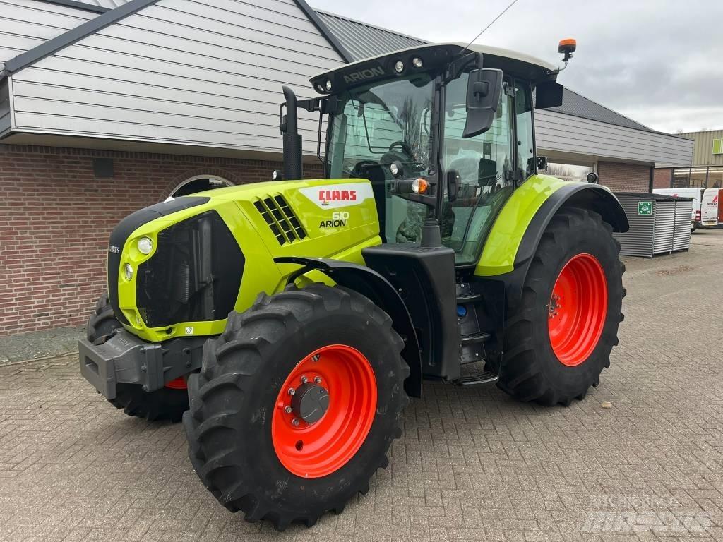 CLAAS Arion 610 CIS Трактори