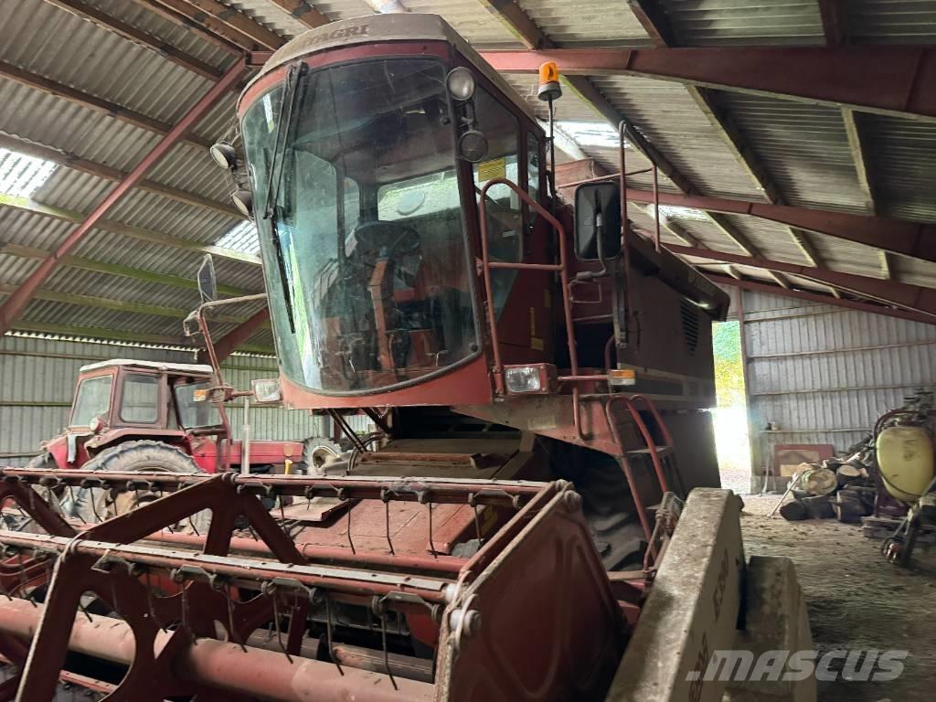 Laverda 3500 Зернозбиральні комбайни