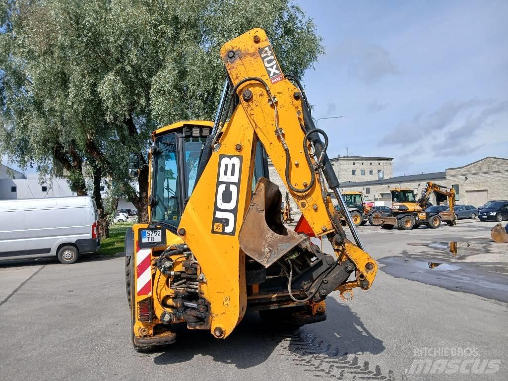 JCB 4 CX Pro AEC Екскаватори-навантажувачі