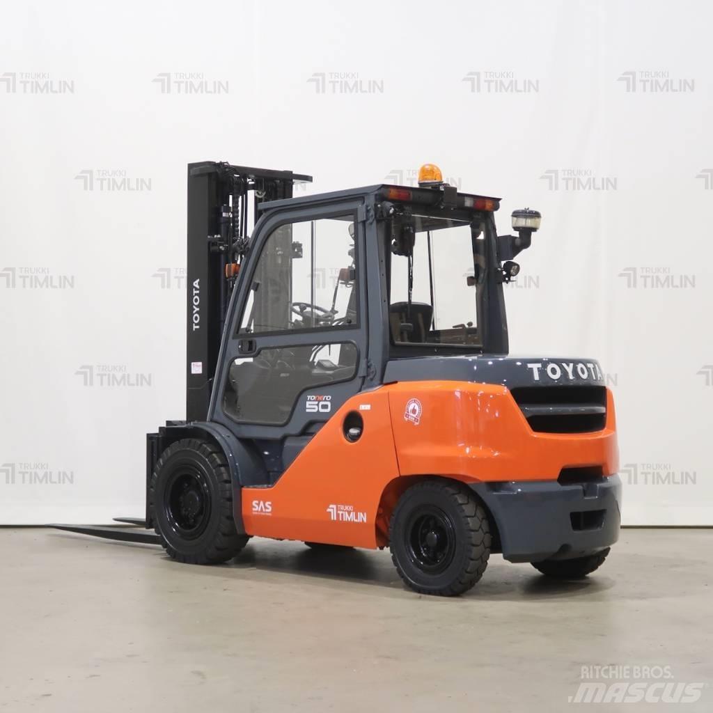 Toyota 40-8FD50N Дизельні навантажувачі